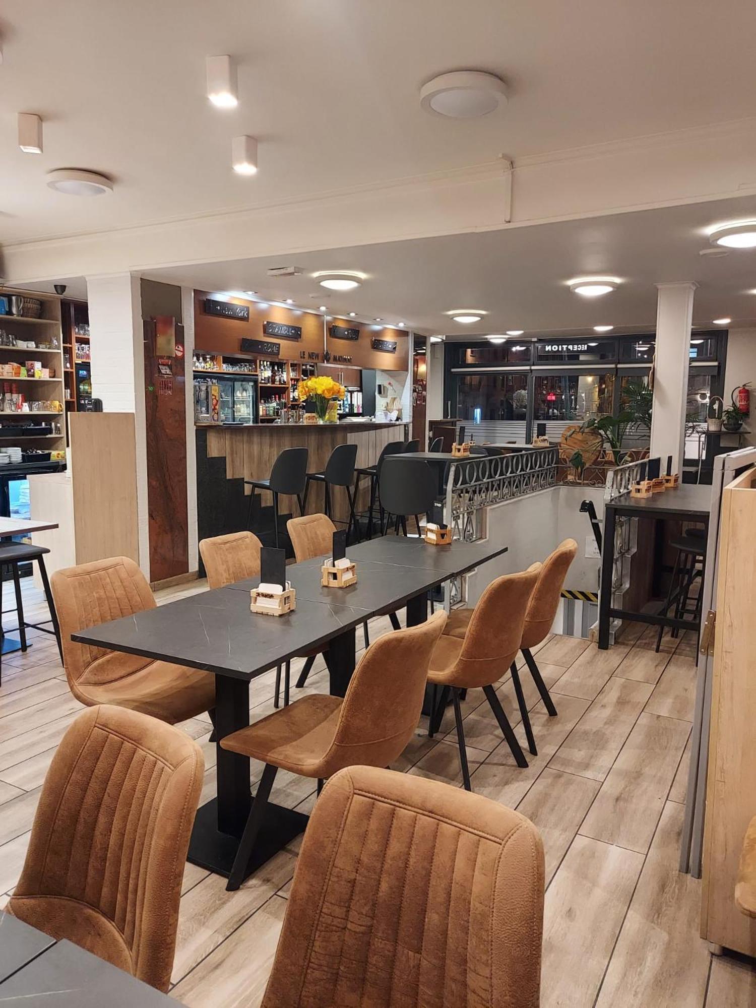 Le New Matinal Hotel La Louvière Екстериор снимка