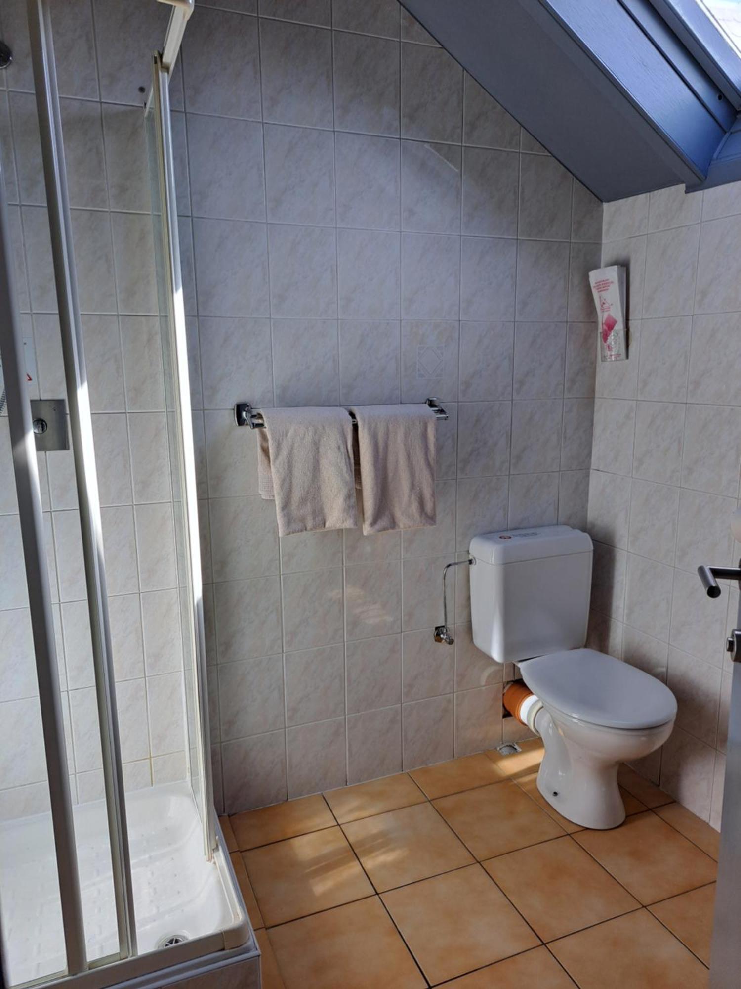 Le New Matinal Hotel La Louvière Екстериор снимка